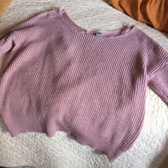 ❗️FINAL PRICE - Charlotte Russe Pullover - Picture 4 of 5